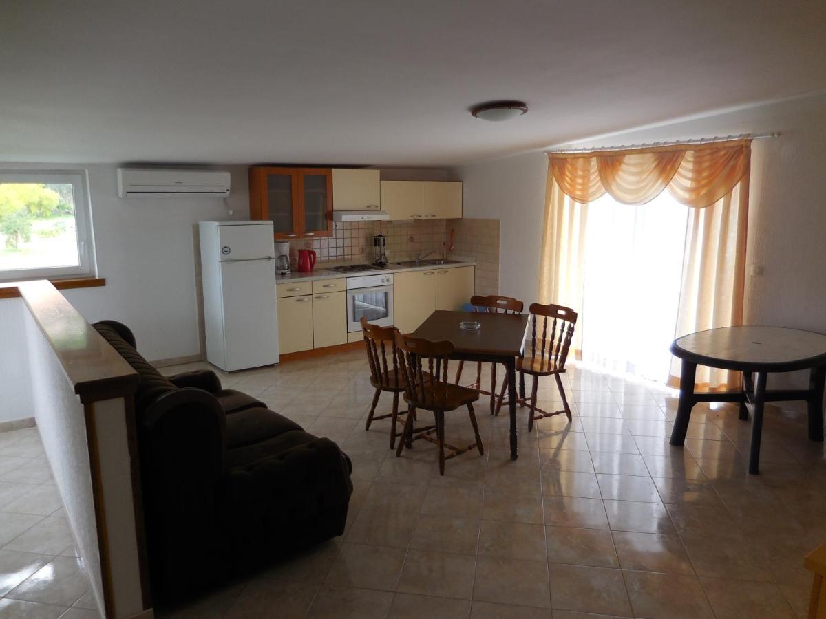 Apartments Ivica Lupic Kampor Dış mekan fotoğraf